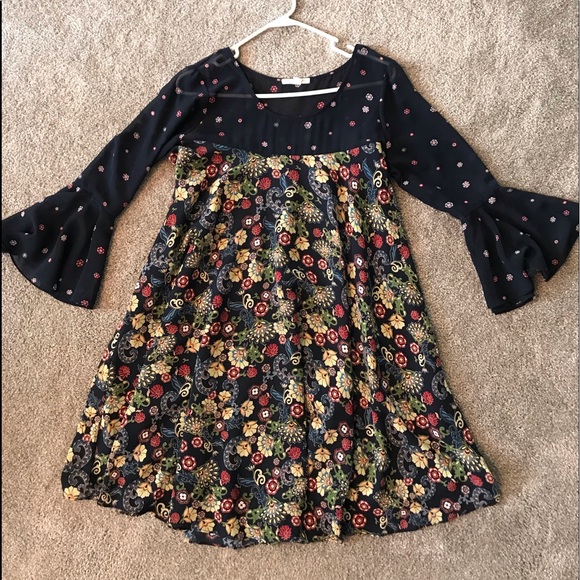Anthropologie Dresses & Skirts - Anthropologie dress size medium